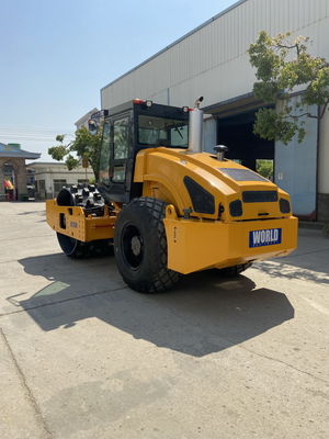 كومينز 4BTA3.9-C125 عجلة الطريق الهزاز مع سرعة السفر 0-5.5km/h 0-10km/h