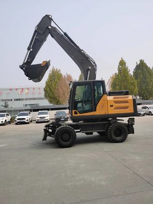 YUCHAI/YC4D125 محرك محرك محفر صغير ذو عجلات مع وزن تشغيل 15300kg