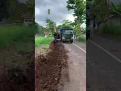 حفارة مجنزرة صغيرة صفراء صغيرة الحجم حفارة هيدروليكية مع محرك يانمار